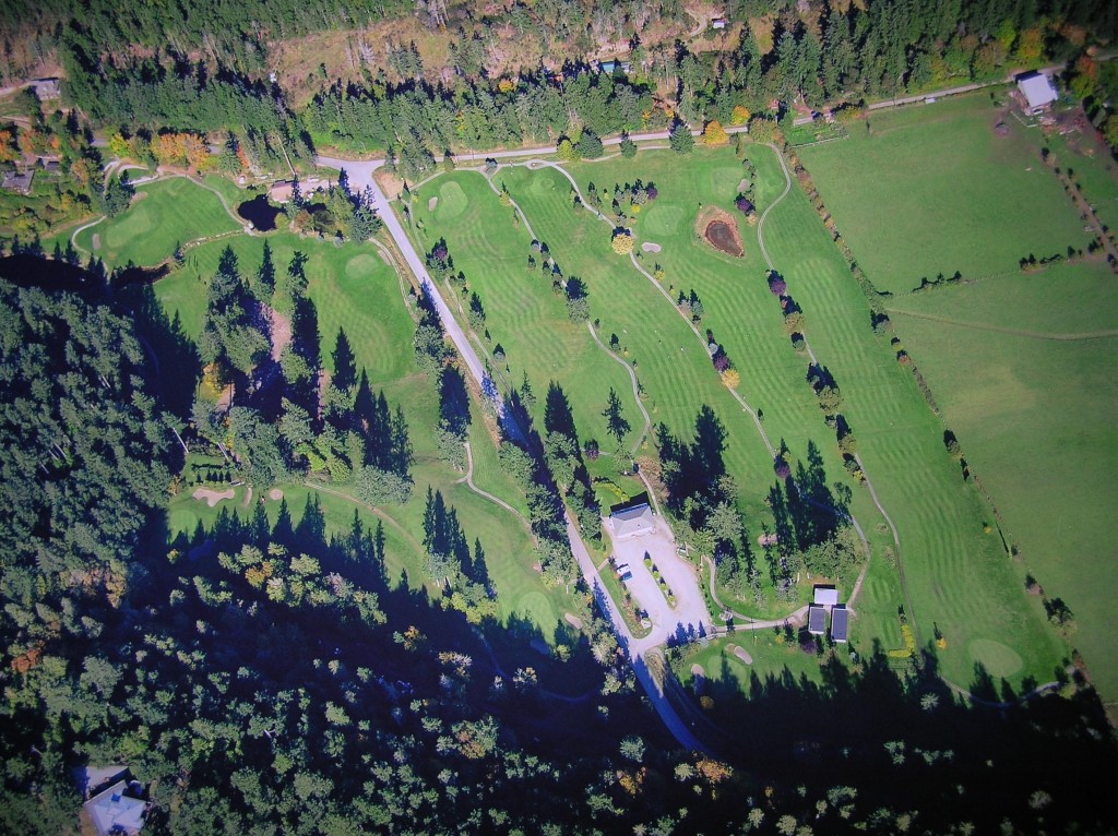 Course Pender Island Golf and Country Club